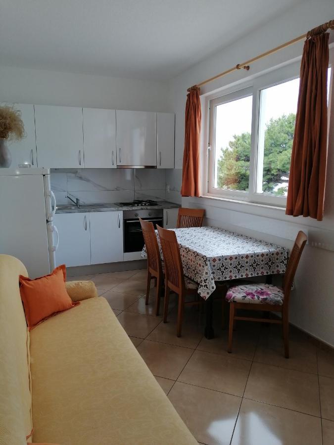Apartmani Stipan Брела Экстерьер фото