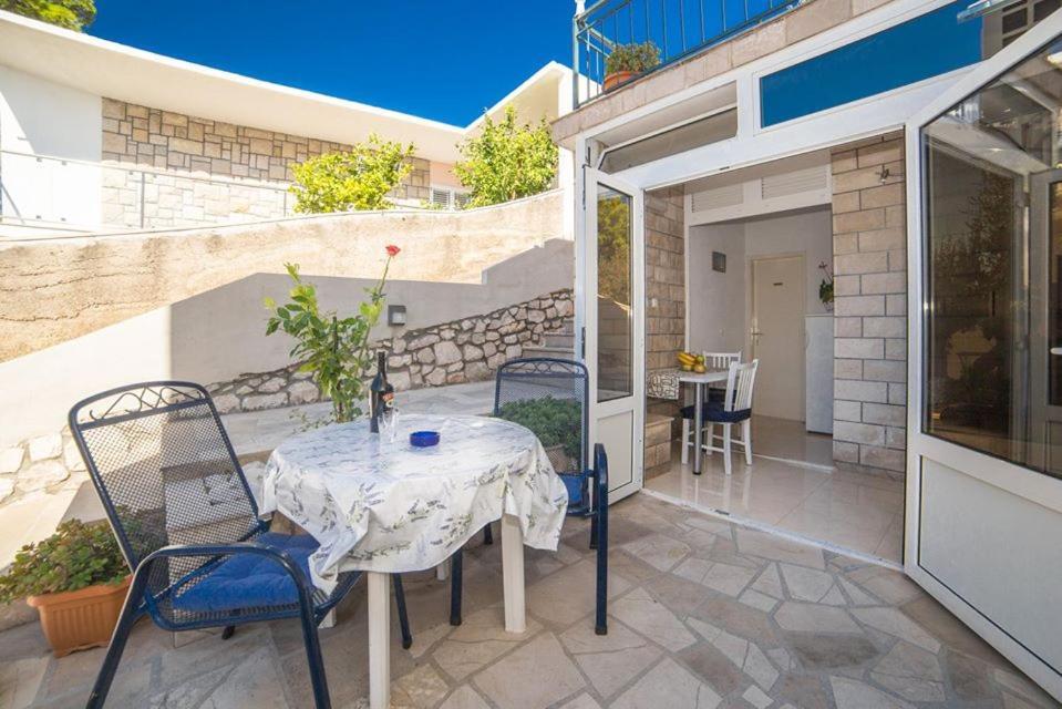 Apartmani Stipan Брела Экстерьер фото